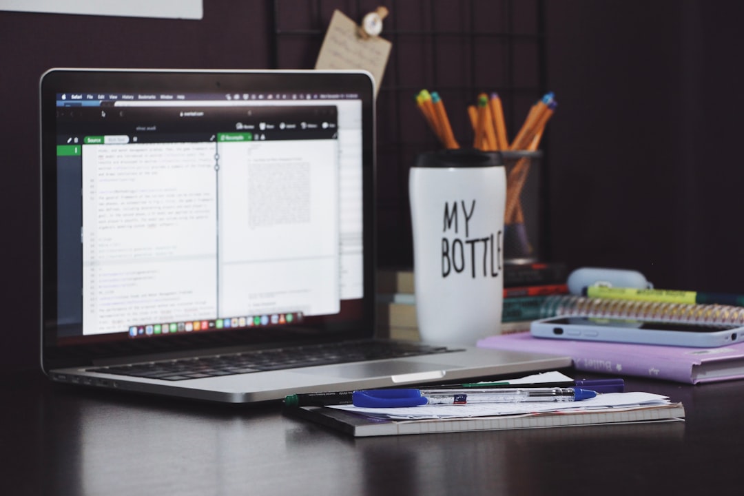 Featured image for: AI writing tool for bloggers
